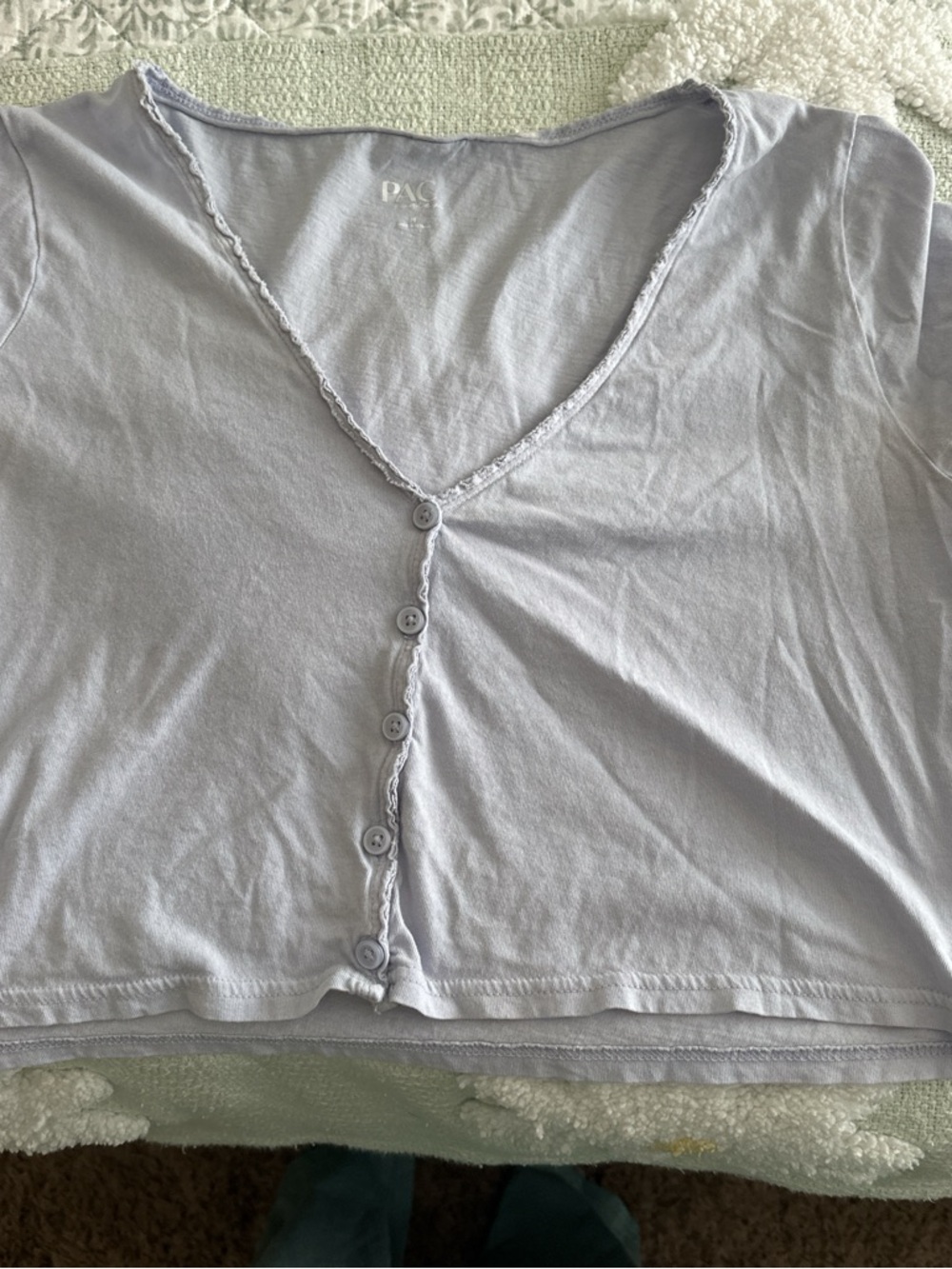 PacSun Light Lavender Button-Front V-Neck Crop Top